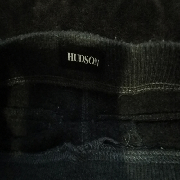 Hudson suit for toddler  size 2 - Picture 7 of 8